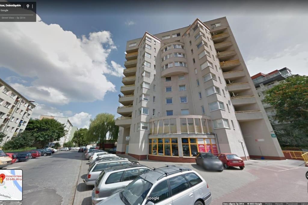 Апартаменты Sloneczny Apartamencik Вроцлав Экстерьер фото